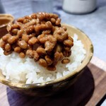 ほびーい喫茶店 -  納豆ご飯 (お値段お任せ) 