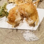 かねと - 海老真丈の馬鈴薯揚げ