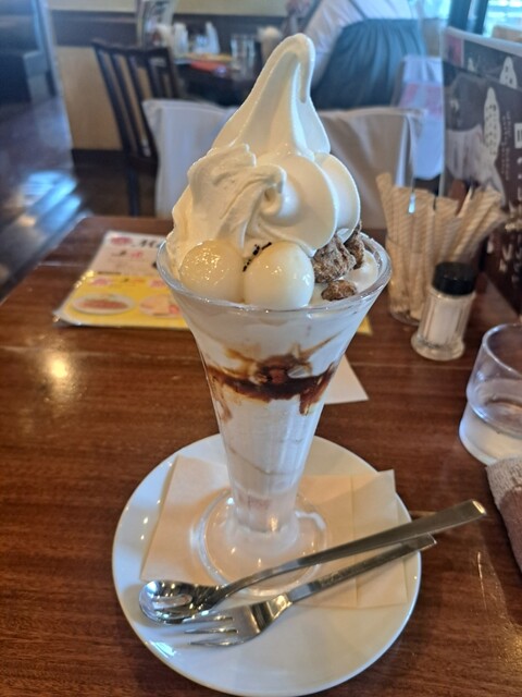 Cafe Yoshino Konomiya Ten photo 2