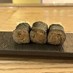 すしの美々 - 梅じそ巻