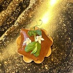 プレゼンテ スギ - 千葉の魅力
      　伊勢海老×塩麹
      　伊勢海老パウダー+ホワイトチョコレート
      　生チョコレート
      　伊勢海老の頭と野菜のスープ×ゼラチンのシート
      　スナップエンドウの新芽