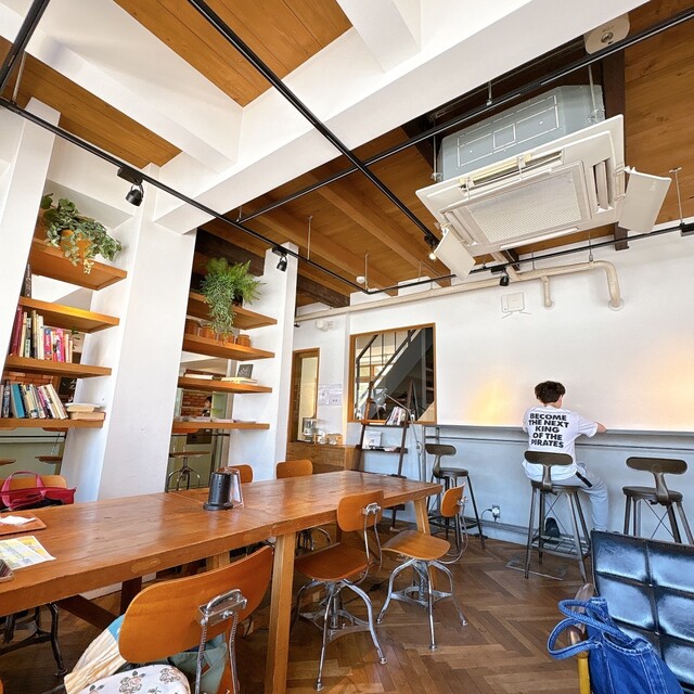 THE Lower East Nine cafe LE9 （ザ ローワー イースト ナイン カフェ