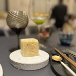 プレゼンテ スギ - 立方体
      　ラムレーズンパン
      　イタリア産レーズン
      　世界ランキング15入り千葉県産ラム酒
      