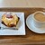 ママのえらんだ元町ケーキ - 料理写真:ざくろ 税込376円、ホットコーヒー しっかりめ 税込330円（R7.4時点）