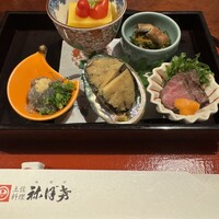 土佐料理 祢保希 赤坂店 - 前菜　どろめ、南瓜豆腐、うざく、鮑山椒煮、和牛ロースト