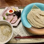 麺屋 桜息吹 - 牡蠣山椒つけ麺2000円