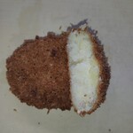 片山肉店 - コロッケ断面