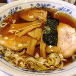唐桃軒 - 醤油チャーシュー麺(大盛)