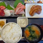 わ楽 - ダブル定食