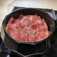 炭火和牛焼肉もうもう亭 広小路店 - 
