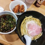 らぁ麺 みうら - つけ麺と唐揚げ