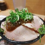 らぁ麺 みうら - レアチャーシュー丼