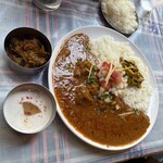 ガネーシュ N - アーンドラチキンカレー　ライス日本米大盛り