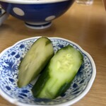 江ちゃんラーメン - 浅漬…漬いてない？ww