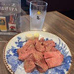 炭火焼肉 久 - 厚切りたん　2人前