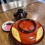 うなぎの魚伊 - 鰻丼　肝吸い　香の物