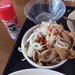 もつ煮ショップ - 溢れんばかりのもつ煮♫