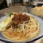 謙信 - 