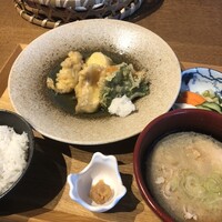 ダイナミックキッチン＆バー 響  新宿サザンタワー店 - 