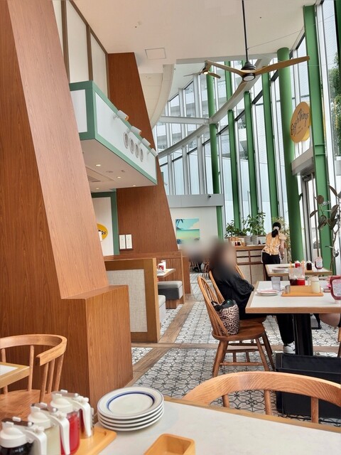 Eggs'n Things 横浜マリンタワー店 （エッグスン シングス