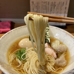 ジャパニーズ ラーメン 五感 - 