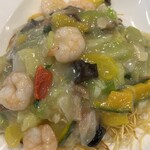 中国小麦粉料理専門店恵泉 - 海老あんかけ焼きそば