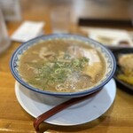 元祖赤のれん 節ちゃんラーメン 天神本店 - 