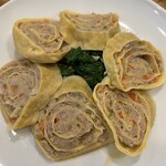 中国小麦粉料理専門店恵泉 - 干豆腐の中国風ひき肉巻き