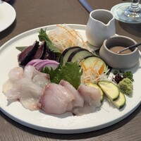 COLONIAL BEACH 横浜ハンマーヘッド - 
