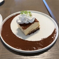 COLONIAL BEACH 横浜ハンマーヘッド - 