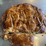 鉄板焼き レストラン 天空の館 - 個人的には苦手な関西タイプの混ぜ焼きです