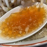 中華そば すみ田 - 『パンチラーメン(ヤサイニンニクダブル)』のスープ