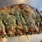 鉄板焼き レストラン 天空の館 - 結構ボリュームもあり 厚みからして分厚い