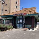 鉄板焼き レストラン 天空の館 - 裏側から見た出入口です