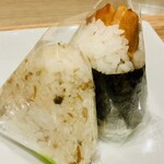 おむすび源ちゃん - おにぎりともち豚とん汁セット　ちりめん山椒と炙りサーモン