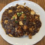 華菜樓 - 全８品のシェフおすすめコース★120分飲み放題（LO90分）付き　・華菜楼名物　ピリ辛がクセになる！四川式黒麻婆豆腐とご飯