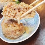 食堂 本田屋 - 肉汁たっぷり