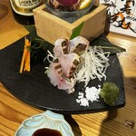 酒スタンド 魚蔵 - カツオ×イサギ