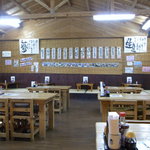 もとぶ食堂 - 明るく広い店内は、余裕の50席！団体様にもご利用いただけます。