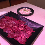 焼肉や漫遊亭 - 