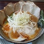味噌チャーシュー麺