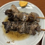 酒場 かね将 地下一階 - 皮串(まぐろ皮)