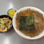 まるたかラーメン - 