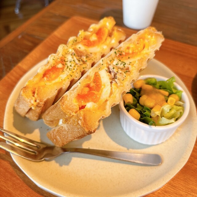 THE Lower East Nine cafe LE9