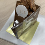 LESS by Gabriele Riva & Kanako Sakakura - 