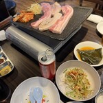韓国焼肉 べいぶ - 