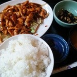 山海楼 - 鶏肉みそ炒め定食700円
