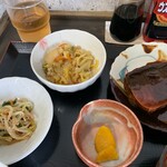ミヨシ&どんぐり - サバの味噌煮定食