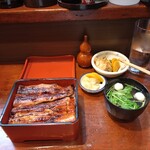 うなぎすぎ田 - うな重セット　肝吸いとお新香