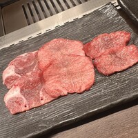 東京食肉市場直送 肉焼屋 D-29 広尾店 - 